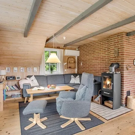 Ferienhaus Hakun - 4km From The Sea By Interhome