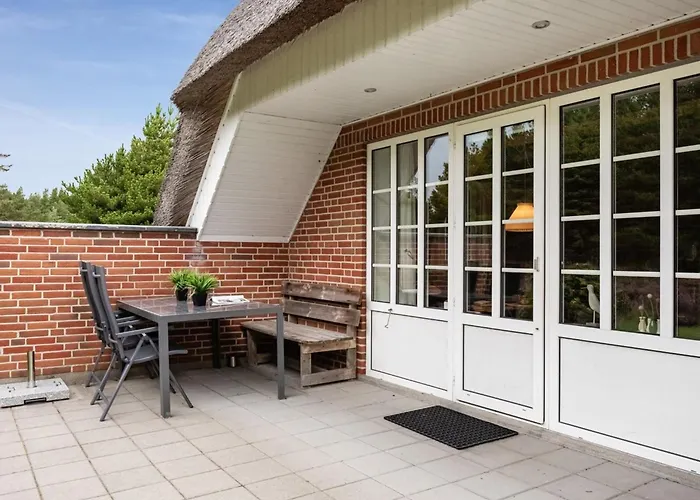 Hakun - 4km From The Sea By Interhome *